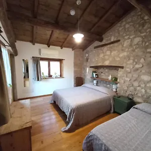  Farma Corte Davini Itálie